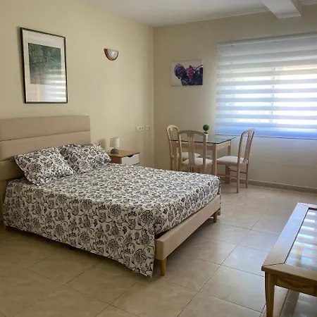L'oasis Bed & Breakfast